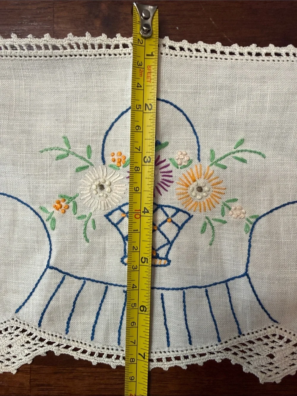Hand-Embroidered Cream Linen Table Runner with Floral Motif